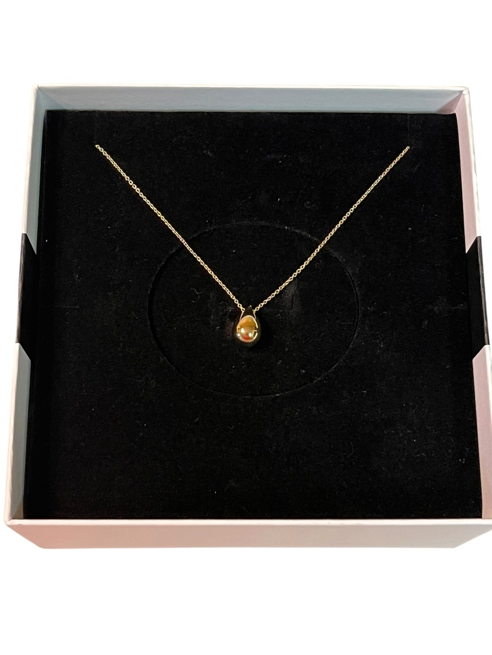 Calvin Klein gold-tone teardrop pendant necklace  
stainless steel 
minimalist